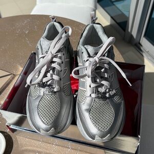 New Balance Fresh Foam Trainer GANNI Silver Metallic